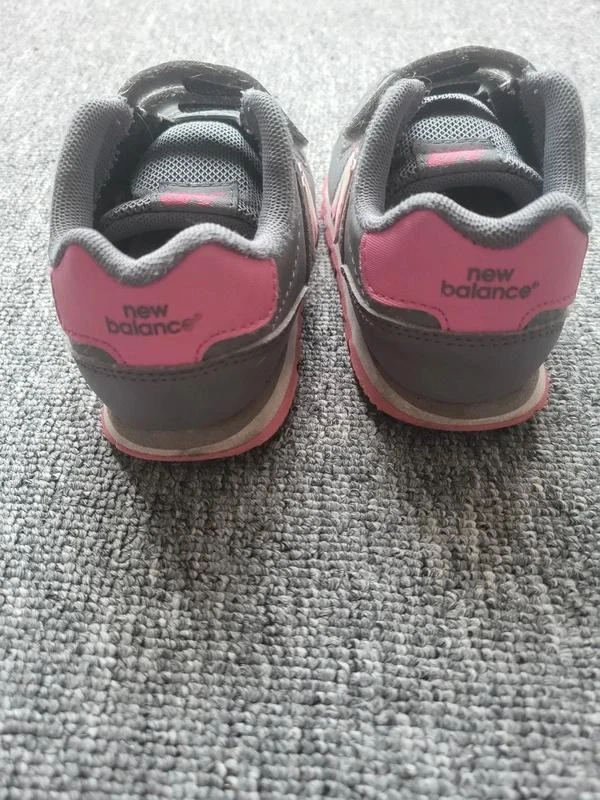 New Balance 500 Girls' Sneakers Size 27.5 Grey and Pink with Velcro – photo 4